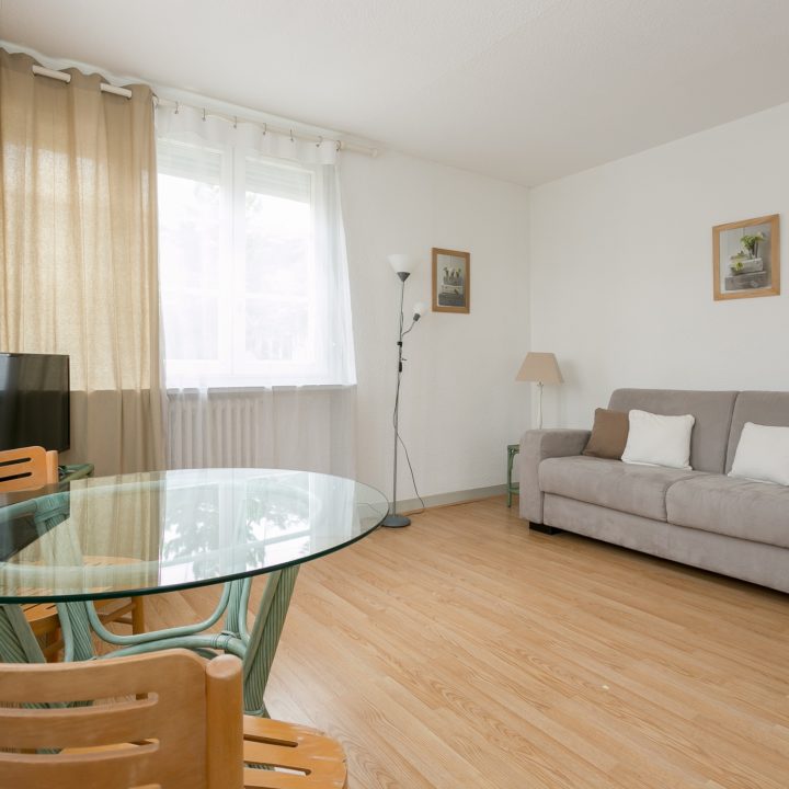Residence Service Rueil-Malmaison - Airbnb - Apart Hotel La Defense